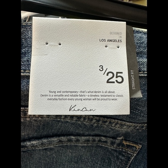 KanCan Finley Jeans Straight-leg Whiskering Detail - Picture 8 of 11